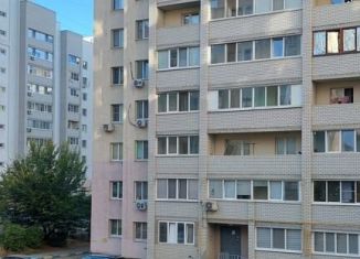 Продаю 1-ком. квартиру, 40 м2, Саратов, 1-й Топольчанский проезд, 5