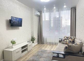 Сдается 1-ком. квартира, 46.5 м2, Астрахань, улица Бехтерева, 2Б