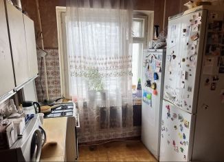 Продается 4-ком. квартира, 74 м2, Белгород, бульвар Юности, 10, Западный округ