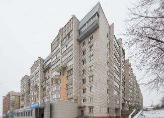 Продаю многокомнатную квартиру, 60.7 м2, Киров, Октябрьский проспект, 153