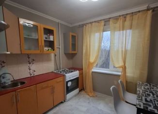 Аренда 2-комнатной квартиры, 54 м2, Орловская область, 1-й микрорайон, 17