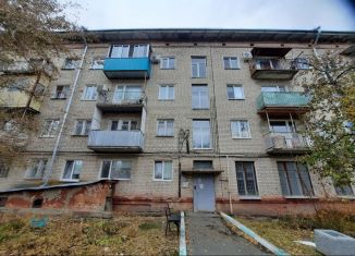 Сдаю в аренду 2-комнатную квартиру, 43 м2, Вольск, улица Ленина, 127А