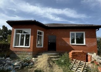 Продам дом, 100 м2, Армавир, Летний проезд