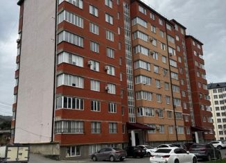 Продается трехкомнатная квартира, 100 м2, Дербент, улица Сальмана, 49А