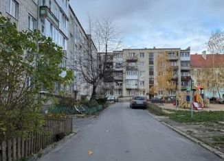 Продажа 2-ком. квартиры, 57.5 м2, Калининградская область, улица Ю. Смирнова, 1