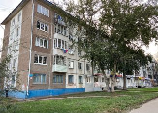 Продажа трехкомнатной квартиры, 57.5 м2, Омская область, проспект Королёва, 2