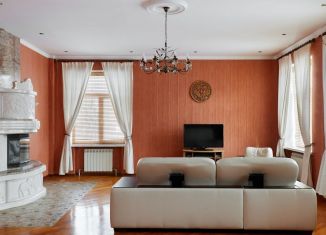 Продам дом, 933 м2, Казань, улица Бердэмлек