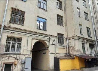 Продаю квартиру студию, 11 м2, Санкт-Петербург, 9-я линия Васильевского острова, 18, метро Спортивная