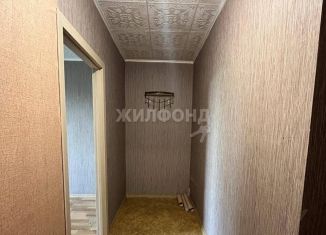 Продаю 1-комнатную квартиру, 32 м2, Черепаново, Заводская улица, 8