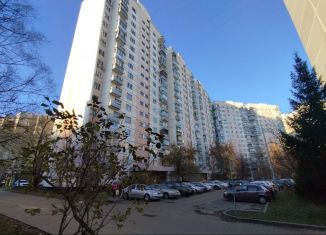 Продам 2-ком. квартиру, 53.3 м2, Москва, улица Знаменские Садки, 7к2, метро Бульвар Дмитрия Донского