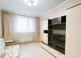 Сдам в аренду 2-ком. квартиру, 57 м2, Щербинка, Садовая улица, 9