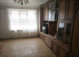 Продам 3-ком. квартиру, 60 м2, Волгодонск, улица Энтузиастов, 52