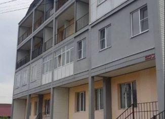 Продам трехкомнатную квартиру, 171.3 м2, село Кроянское, улица Камо, 9А