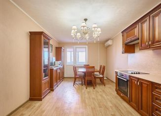 Продам 3-ком. квартиру, 103 м2, Краснодар, Восточно-Кругликовская улица, 48/1, микрорайон Восточно-Кругликовский