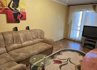 Продам 2-ком. квартиру, 44 м2, Керчь, улица Кирова, 65