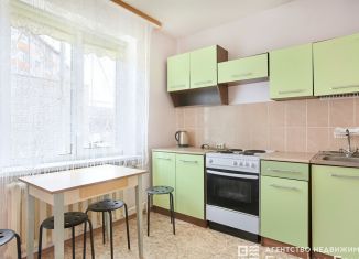 Сдаю в аренду 1-ком. квартиру, 39 м2, Петрозаводск, улица Торнева, 7Б