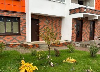 Продам 1-ком. квартиру, 32 м2, Тверская область, Новочеркасская улица, 51