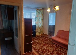 2-ком. квартира в аренду, 40 м2, посёлок городского типа Сокол, улица Гагарина, 14