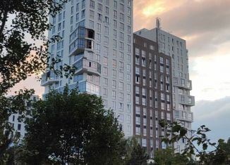 3-комнатная квартира на продажу, 125 м2, Нальчик, улица Кешокова, 1