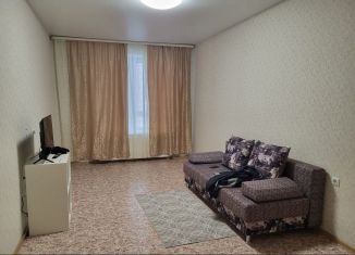 Сдается 1-ком. квартира, 38 м2, Уфа, улица Энтузиастов, 13