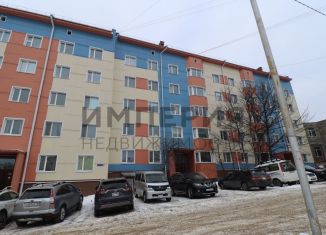 Продается трехкомнатная квартира, 81.7 м2, Магаданская область, Колымское шоссе, 14