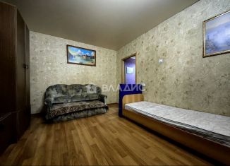 Продажа 2-ком. квартиры, 54 м2, Смоленск, улица Рыленкова, 49