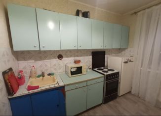 Аренда 2-комнатной квартиры, 52 м2, Тобольск, 4-й микрорайон, 19