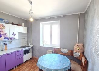 Продам 3-комнатную квартиру, 80 м2, Курск, проспект Победы, 30