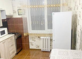 Сдача в аренду 2-ком. квартиры, 48 м2, Казань, улица Айдарова, 18, Авиастроительный район