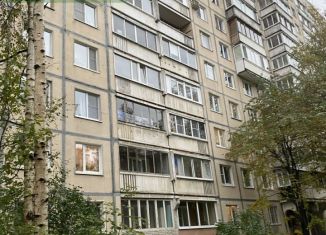 Продам однокомнатную квартиру, 30 м2, Санкт-Петербург, улица Кржижановского, 3к5, муниципальный округ Правобережный