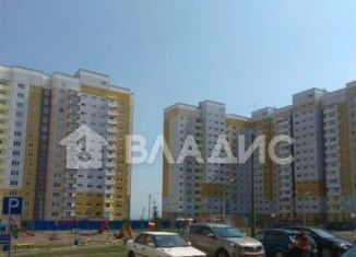 Продаю 2-ком. квартиру, 52.7 м2, Красноярск, Ольховая улица, 6, Советский район