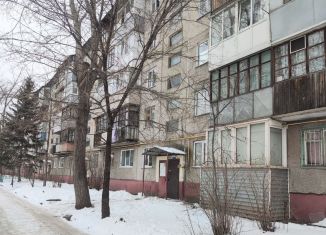 Продам трехкомнатную квартиру, 62 м2, Алтайский край, улица Георгия Исакова, 245