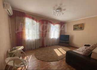 Продается 2-комнатная квартира, 61 м2, Тобольск, 4-я Северная улица, 4