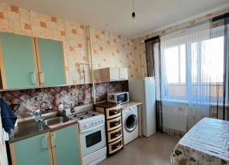 Аренда 2-комнатной квартиры, 60 м2, Волгоград, улица Маршала Воронова, 10, ЖК Янтарный Город