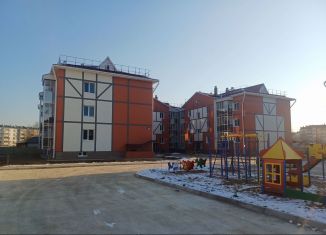 Продается трехкомнатная квартира, 65.6 м2, Еврейская АО, Уютная улица, 7