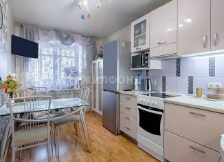 Продается 3-ком. квартира, 65.6 м2, Бердск, улица Павлова, 8