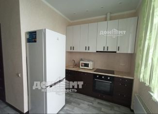 Продам 1-ком. квартиру, 38 м2, Ростов-на-Дону, Советский район, улица Жданова, 13