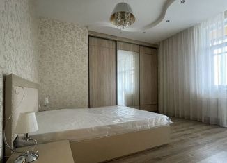 Аренда трехкомнатной квартиры, 150 м2, Казань, улица Мусина, 1