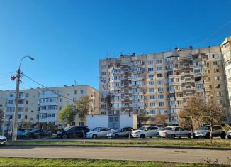 Продам 3-комнатную квартиру, 70 м2, Керчь, Кавказская улица, 19