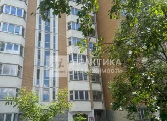 Продам 2-ком. квартиру, 59 м2, Москва, Рождественская улица, 18, метро Лухмановская