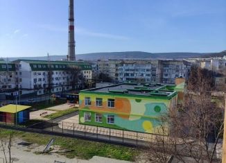 Продам 2-комнатную квартиру, 45.5 м2, Крым, улица Степаняна, 57