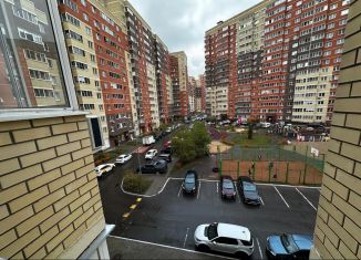 Продаю 2-ком. квартиру, 54 м2, Московская область, улица Калинина, 6