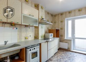 Продажа 3-ком. квартиры, 94 м2, Красноярск, Центральный район, улица Дмитрия Мартынова, 27