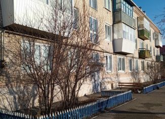 Продается двухкомнатная квартира, 42 м2, Курганская область, улица Ленина, 188