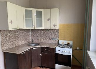 Сдается 1-ком. квартира, 60 м2, Балаково, проспект Героев, 39