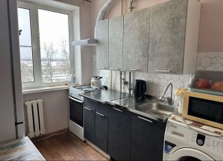 Продам квартиру свободная планировка, 41 м2, Дзержинск, Пушкинская улица, 4