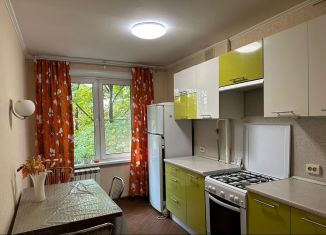 Продаю 1-ком. квартиру, 33 м2, Москва, улица Константина Федина, 1к1, район Северное Измайлово