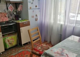 Сдам в аренду 2-комнатную квартиру, 52 м2, Красноярский край, Надеждинская улица, 2Вк1