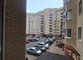 Сдаю 2-ком. квартиру, 76 м2, Ставропольский край, улица Ленина, 59