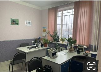 Сдача в аренду офиса, 30 м2, Адыгея, Крестьянская улица, 213